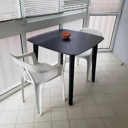 Modern In 35 M² + Parking Apartment Empuriabrava