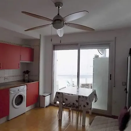 Apartment Modern In 35 M² + Parking